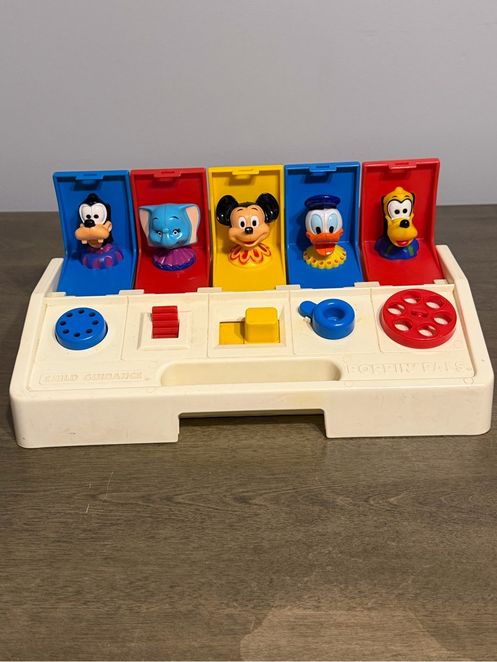 Disney Mickey & Friends Pop-Up Playset — Blue, Red, Yellow